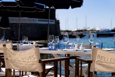 Restaurante com Praia Particular Juan-les-Pins · Hotel Belles Rives