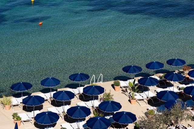 Praia particular Cap d’Antibes · Hotel Belles Rives